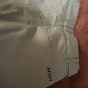 Roxy ski/snowboard pants.  Girls aqua color.  Like new. Size 12/large.